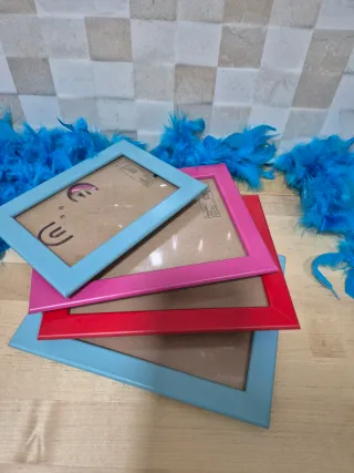 4 Marcos de fotos Ikea de colores