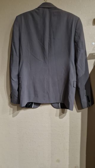 Chaqueta Guess Talla 46 Gris