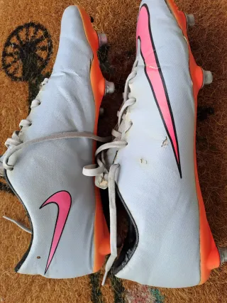 Scarpe da calcio Nike Mercurial grigie rosa