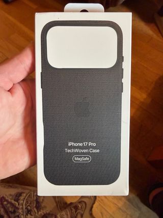 Funda TechWoven iPhone 17 Pro MagSafe