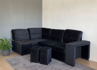 Sofá Cama Negro con 2 Puffs - Liquidamos