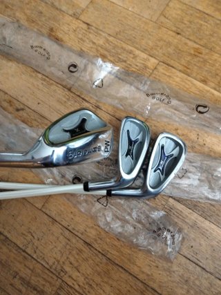 Hierros 5,9 y Pitch Boomerang Junior hasta 145 cm