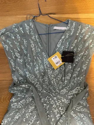 Vestido fiesta/boda y sandalias