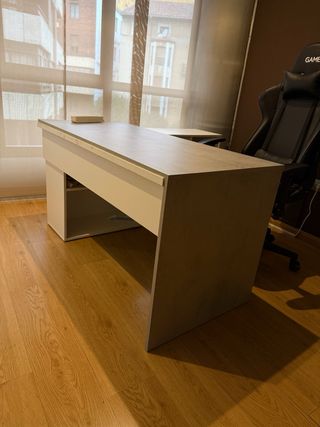 2 Mesas Oficina Modernas con Estantería