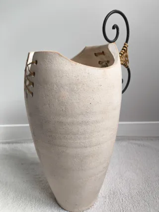 GRAN JARRON TINAJA FLORERO CERÁMICA HIERRO Y BAMBÚ