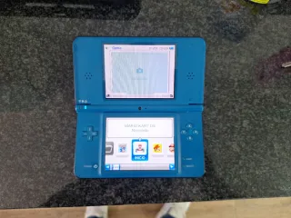 Nintendo DSi XL Blu