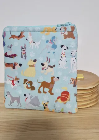 Funda artesanal para la cartilla de tu peludo