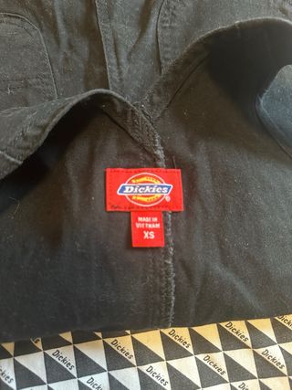 Peto Dickies Negro