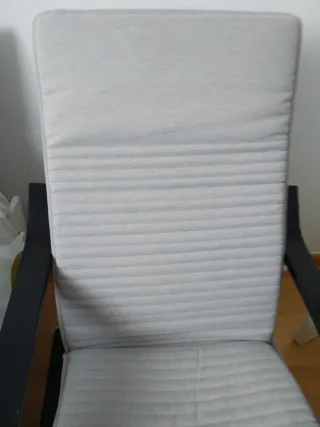 Silla Ikea gris y Negra