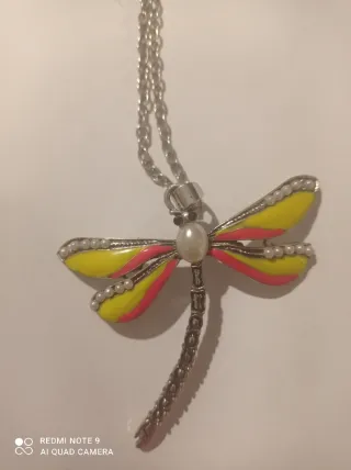 Collana vintage con ciondolo a libellula