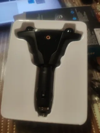 Transmisor FM Reproductor MP3 QC3.0