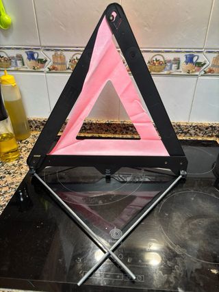 Triángulo de señalización para coche