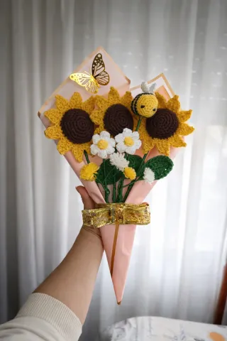 Ramo flores hecho a crochet