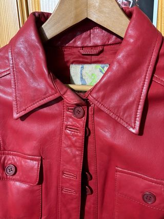 Chaqueta piel roja