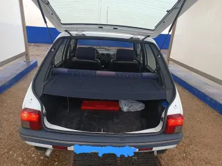 Peugeot 205 1996