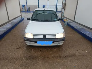 Peugeot 205 1996