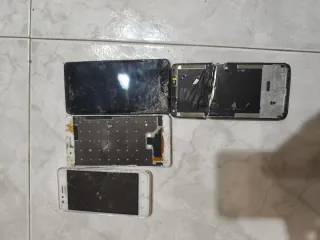 Lotto 4 Telefoni Huawei