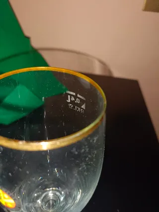 Boccale birra con bordo oro