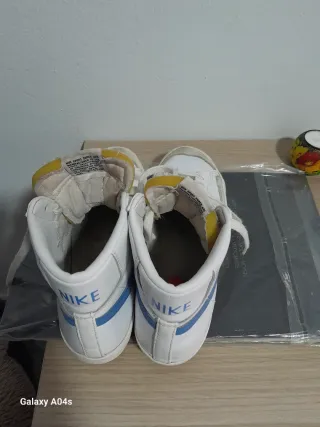 Zapatillas Nike Blazer Blancas y Azules