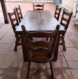 Mesa Roble Macizo y 6 Sillas