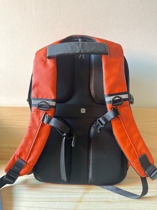 Mochila Stivibags Antirrobo negro Naranja