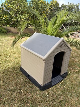 Caseta para perro polipropileno beige