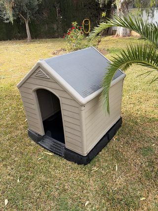 Caseta para perro polipropileno beige
