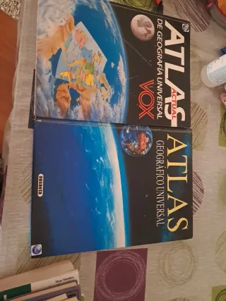 Lote de 2 libros Atlas de Geografía universal