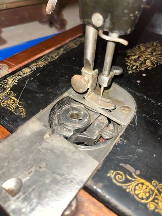 Máquina de coser Singer antigua