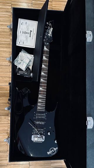 Guitarra Eléctrica Ibanez Negra