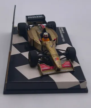 TOTAL JORDAN PEUGEOT 196 M. BRUNDLE 1:43 MINICHAMP