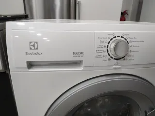 Lavadora-secadora Electrolux 8/4kg 1600rpm