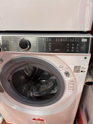 Lavadora Secadora Hoover Nueva tara