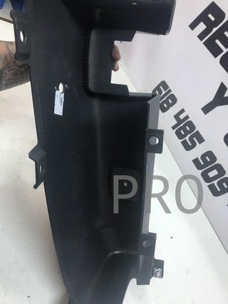 Esquina derecha paragolpes