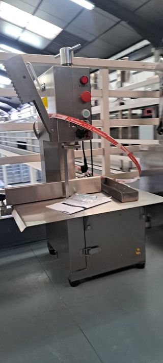 Sierra de huesos profesional