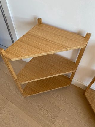 Espejo y Estanterías de Madera Ikea