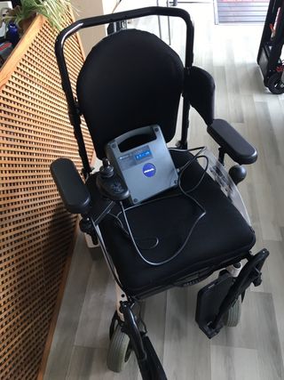 Silla de ruedas motorizada