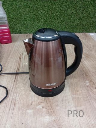 Hagen - Hervidor eléctrico compacto de acero inoxidable.