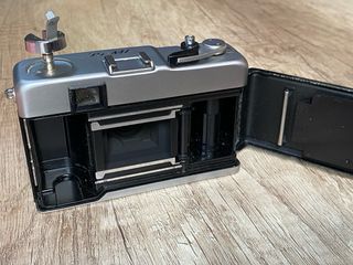 Yashica 35-ME Cámara Analógica