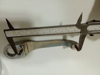 Manetas y bombines coche clásico cromados