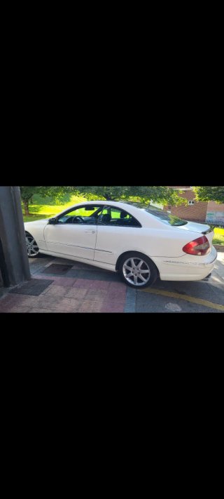 Mercedes-Benz  CLK 2004