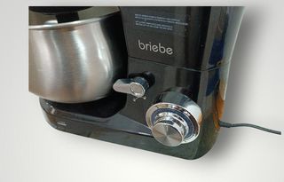 BATIDORA AMASADORA BRIEBE REPOSTERÍA 1800W + ACC