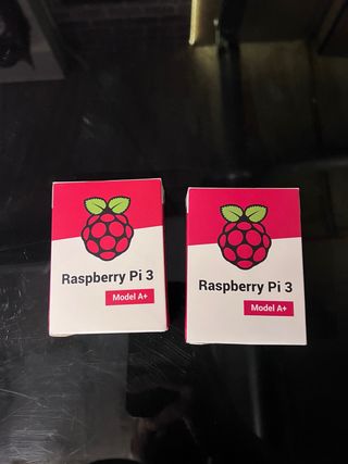 2 Raspberry Pi 3 Model A+