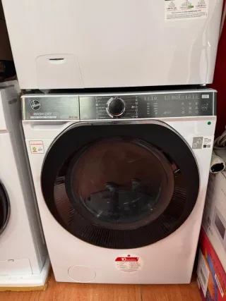 Lavadora Secadora Hoover Nueva tara