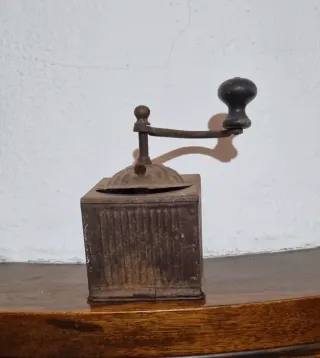 Macina Caffè Vintage in metallo