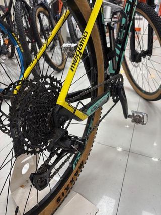 BICICLETA MEGAMO FACTORY AZUL TALLA M 29 PULGADAS