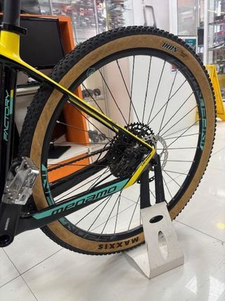 BICICLETA MEGAMO FACTORY AZUL TALLA M 29 PULGADAS