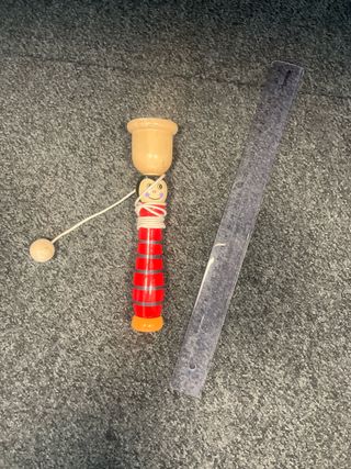 Juguete de madera hecho a mano