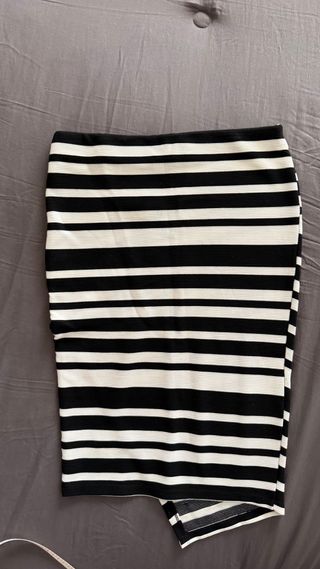 Falda de rayas Stradivarius Talla M