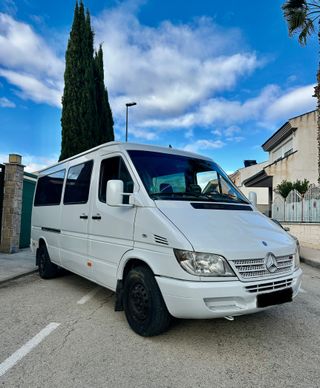 Mercedes-Benz Sprinter 9 Plazas Larga